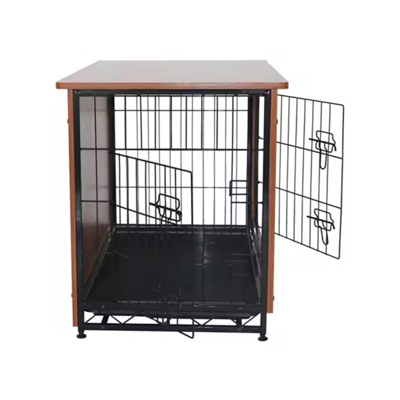 Hundekiste im Innenraum großer Holzmetall Möbelstil Hundekiste im Innenraum großer Holzmetall Möbelstil